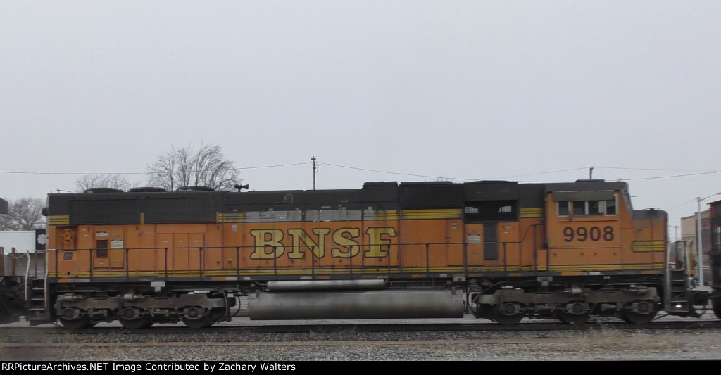 BNSF 9908